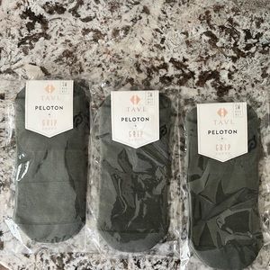 (3) brand new unused pairs of Tavanoir X Peloton grip socks